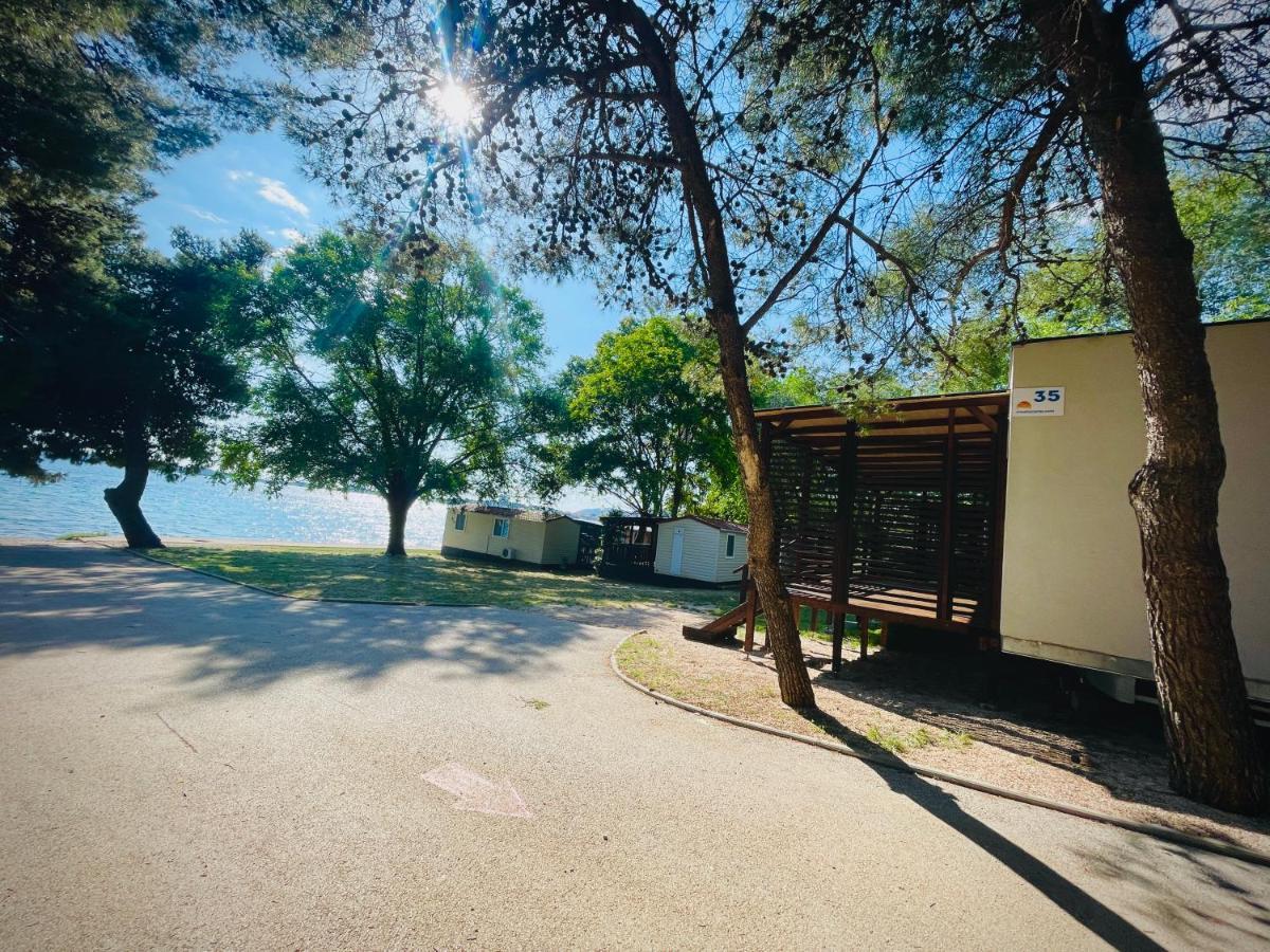 Croatia Camp Premium Hotel Vodice Bagian luar foto
