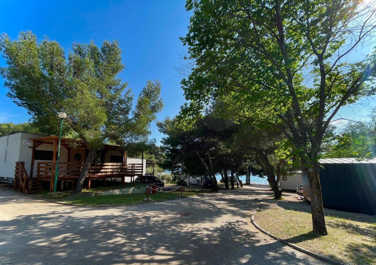 Croatia Camp Premium Hotel Vodice Bagian luar foto