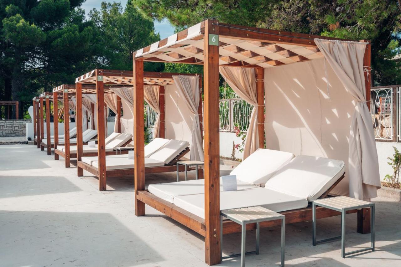 Croatia Camp Premium Hotel Vodice Bagian luar foto