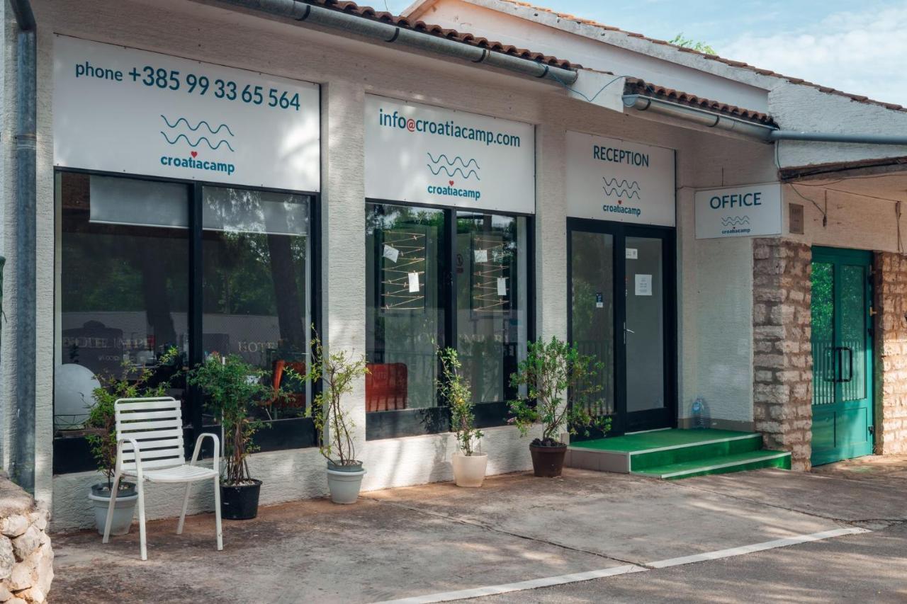 Croatia Camp Premium Hotel Vodice Bagian luar foto
